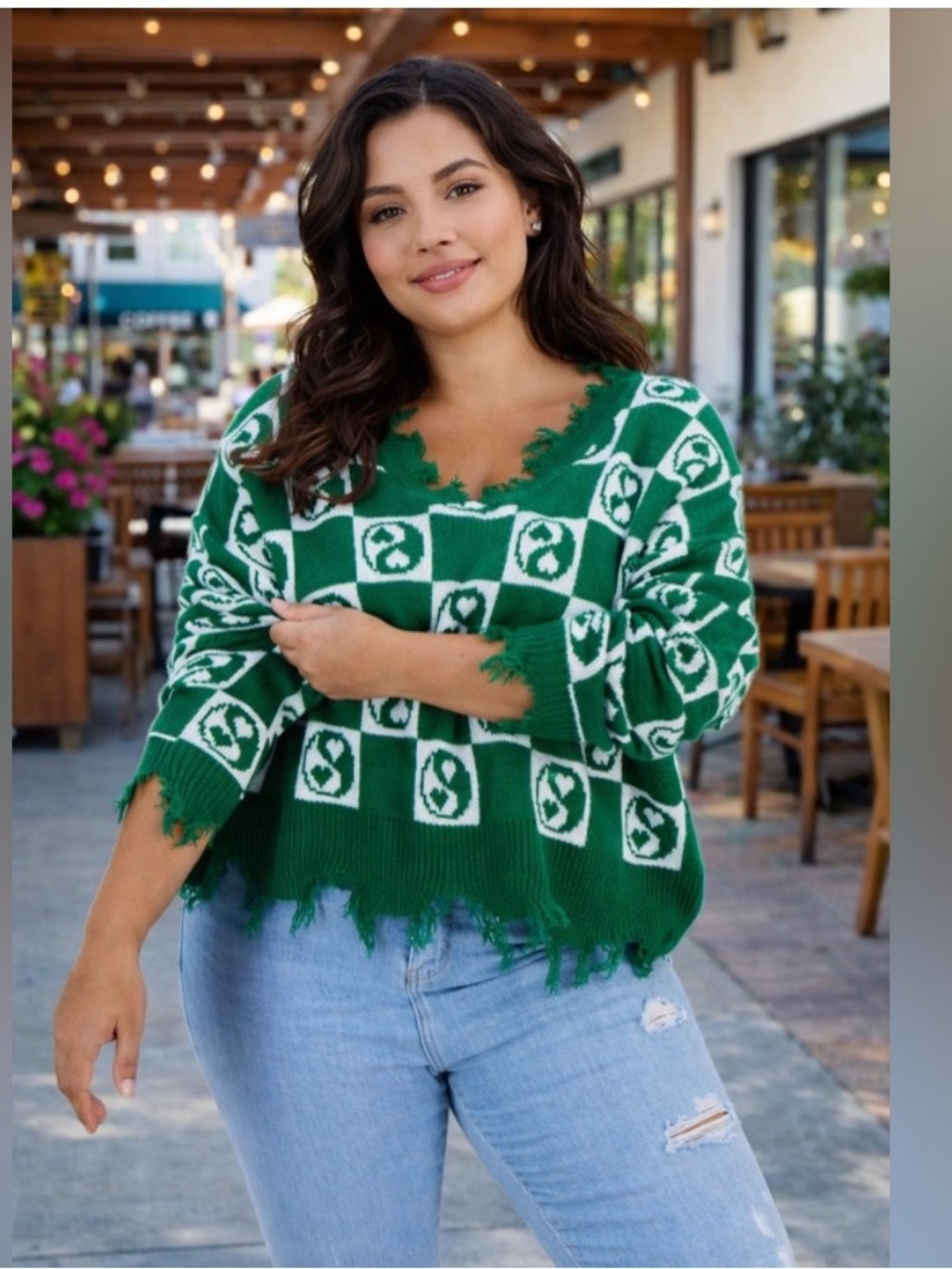 POLLY & ESTHER NWT 2X distressed Green white V-Neck yin yang hearts Sweater